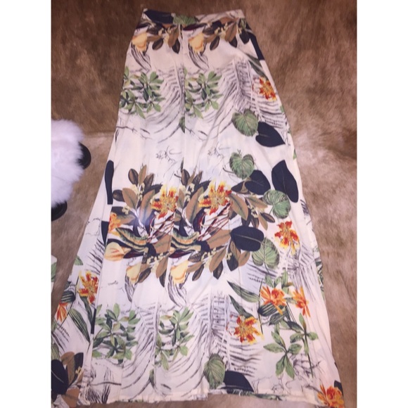 🎉Host Pick 🎉 NEW! Floral maxi skirt set - Picture 6 of 7